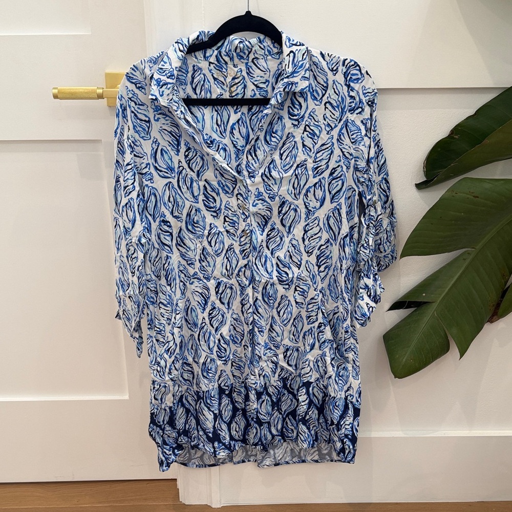 Lilly Pulitzer Blue and White Tunic Top